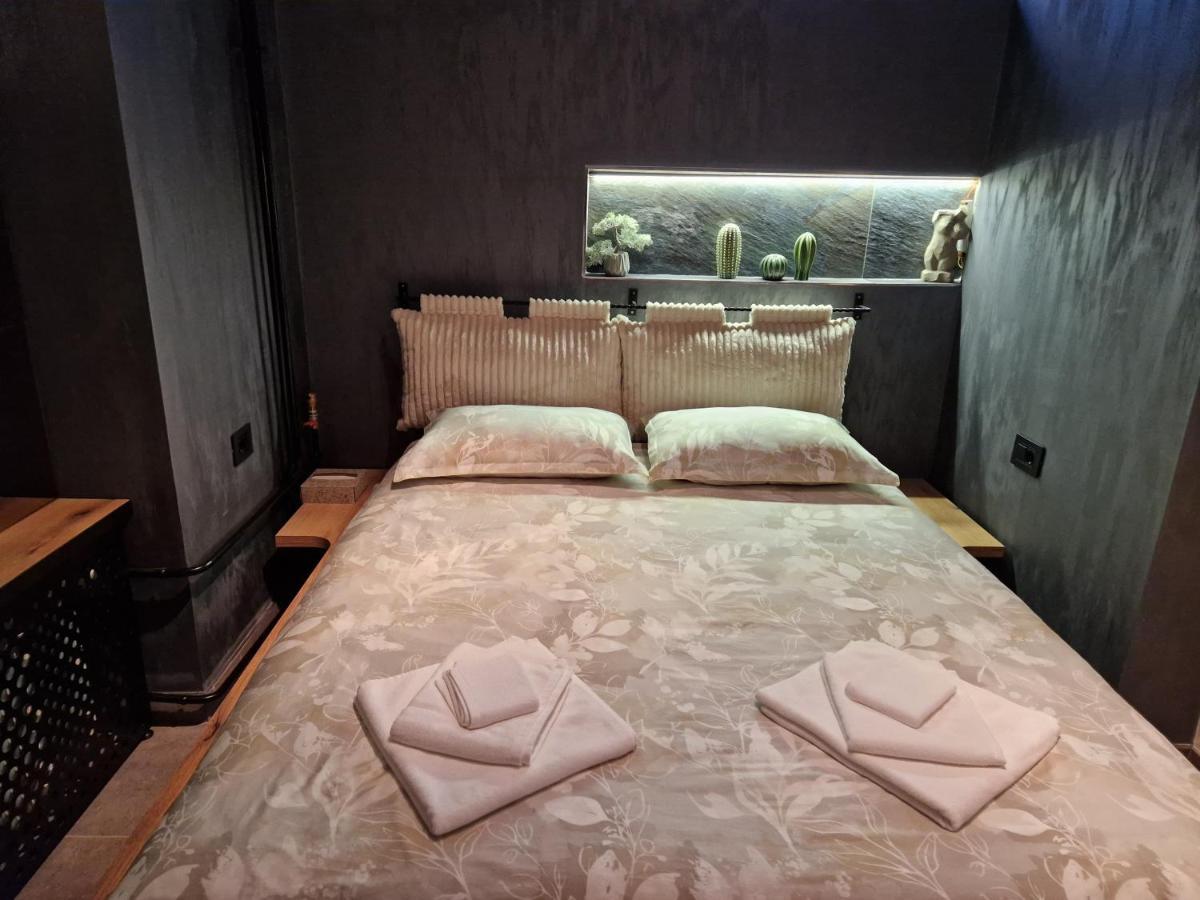 Biblioteka Spa Suite Белград Экстерьер фото